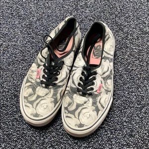Size 8.5 black and white flowered vans